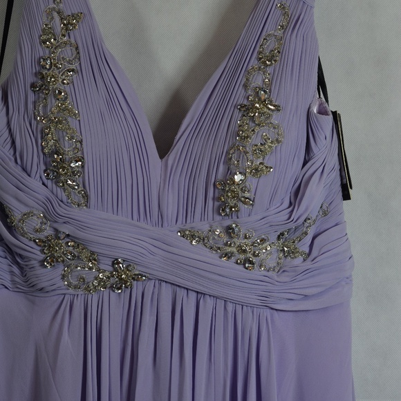 Lilac Beaded Sequin Rhinestone Gown SZ 14 NWT - Picture 12 of 16